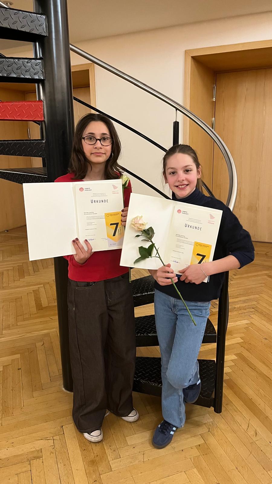 Foto Ela Büyük und Mara Mika Jugend musiziert 2026